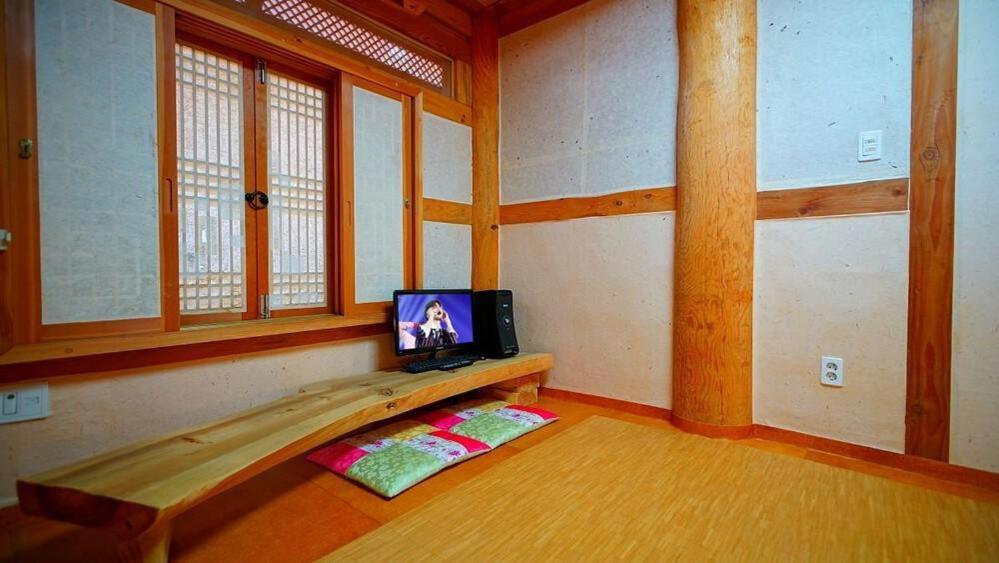 Kumwondang Jeonju Hanokstay Exterior photo