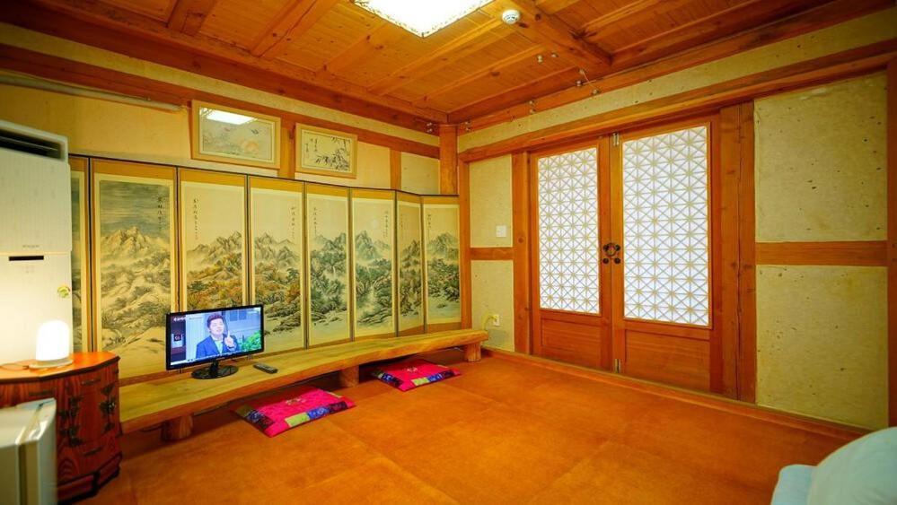 Kumwondang Jeonju Hanokstay Exterior photo