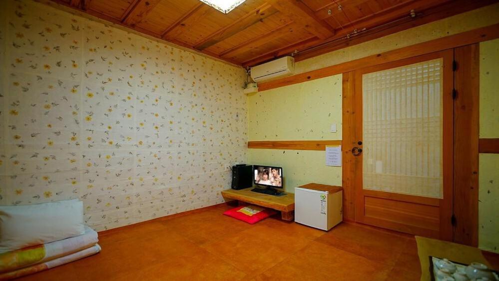 Kumwondang Jeonju Hanokstay Exterior photo